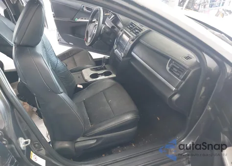 2013 Toyota Camry L/Se/Le/Xle z USA, uszkodzony, nr VIN 4T1BF1FKXDU673068